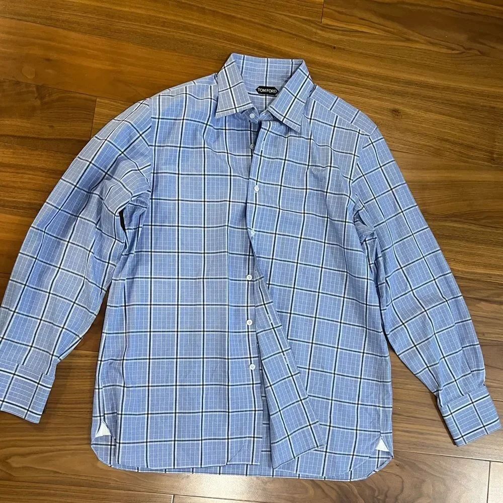 Tom Ford mens Blue plaid Button Down Shirt size 44 17 1/2